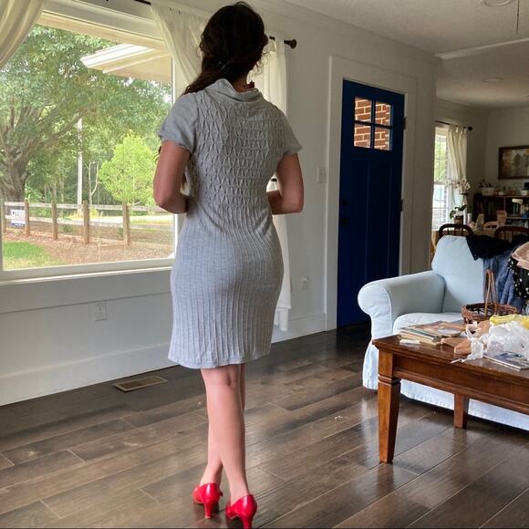 Banana Republic Grey Sweater Dress, Size S - Picture 4 of 7